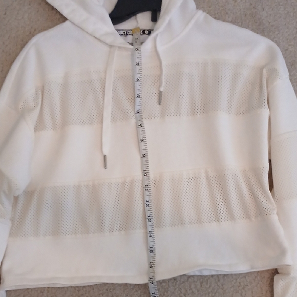 Juicy Couture Cream Cropped Hoodie Sweatshirt - Picture 6 of 7